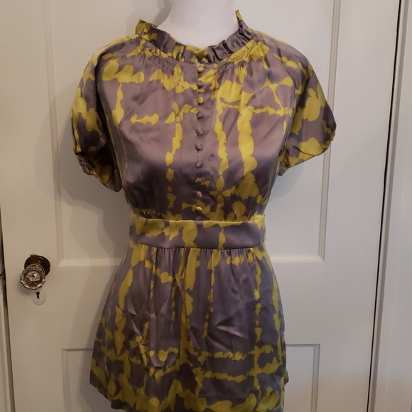 BCBGMaxAzria Tops - Last chance! BCBG Silk blouse